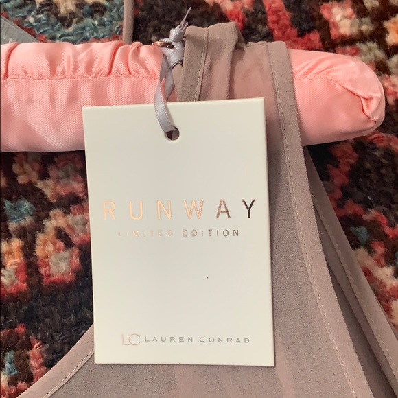 Lauren Conrad Runway Limited Edition Dress - Picture 5 of 8